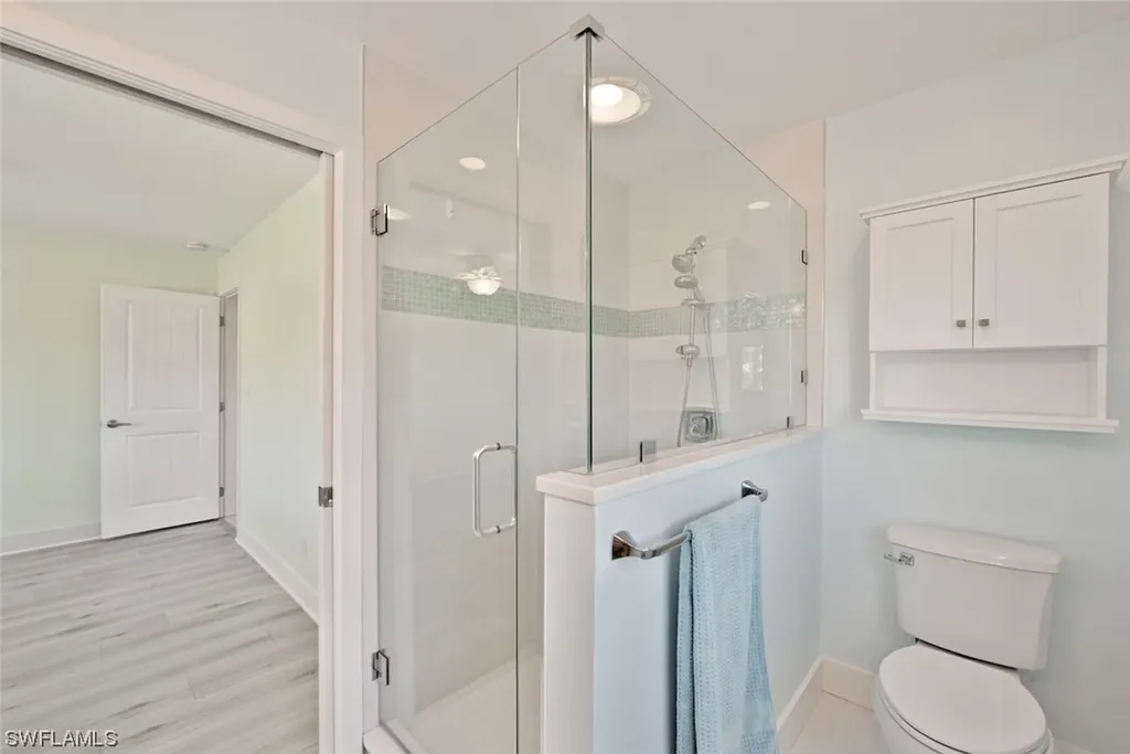 617 E Rocks Drive Sanibel FL 33957