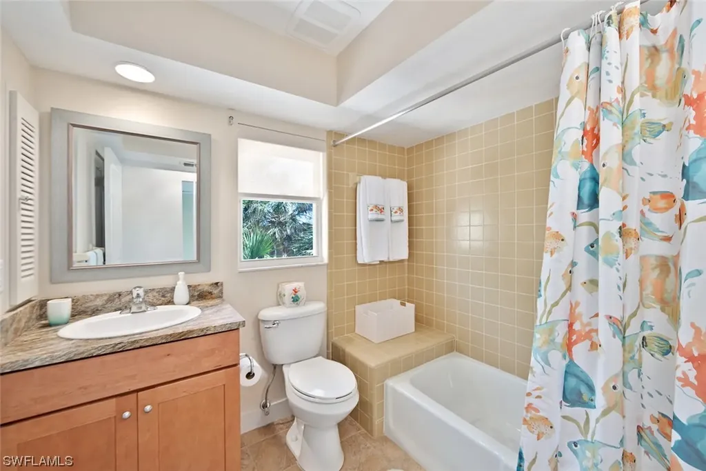 617 E Rocks Drive Sanibel FL 33957