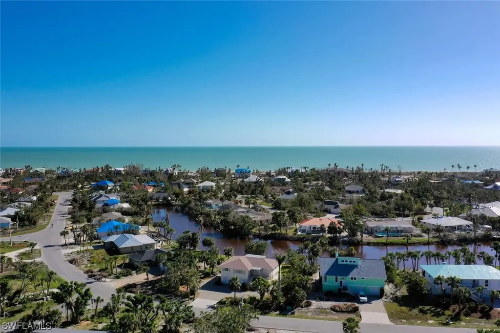 617 E Rocks Drive Sanibel FL 33957