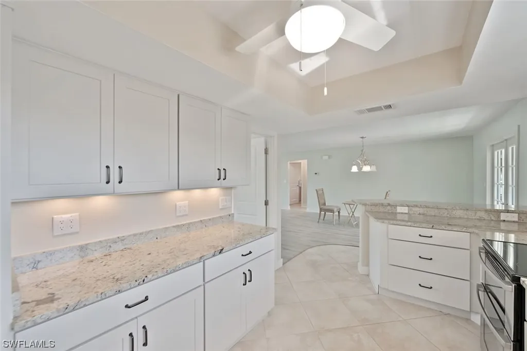 617 E Rocks Drive Sanibel FL 33957