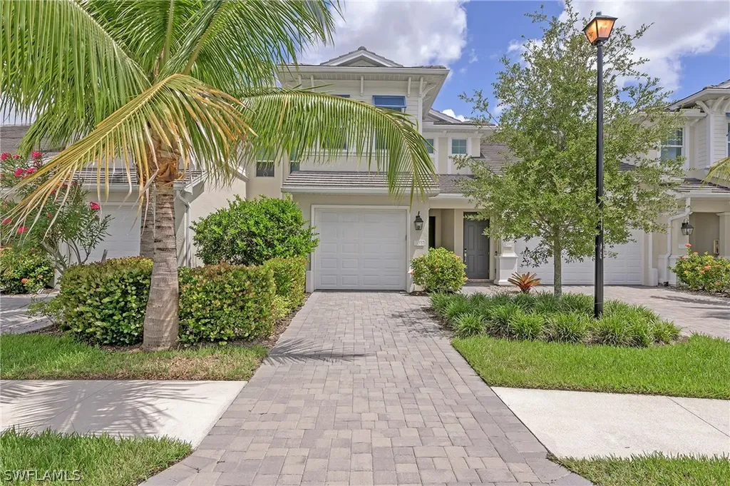 6960 Avalon Circle Naples FL 34112