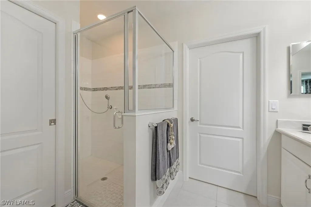6960 Avalon Circle Naples FL 34112