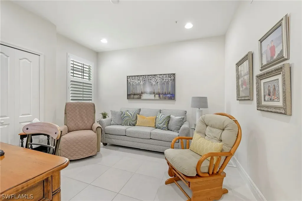 6960 Avalon Circle Naples FL 34112