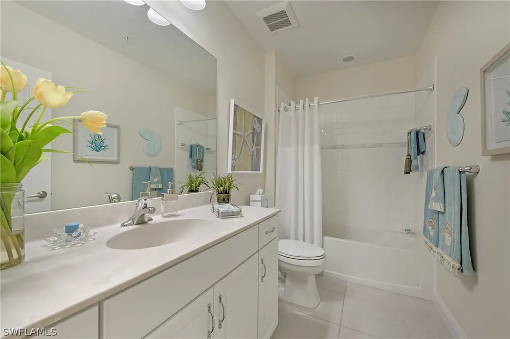 6960 Avalon Circle Naples FL 34112