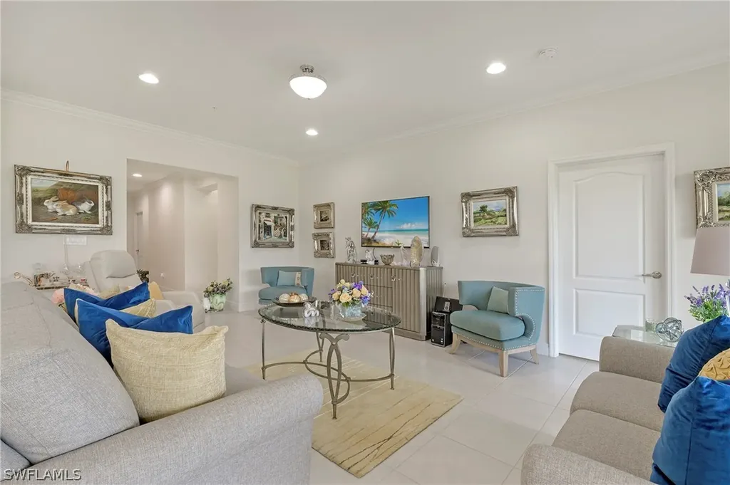 6960 Avalon Circle Naples FL 34112
