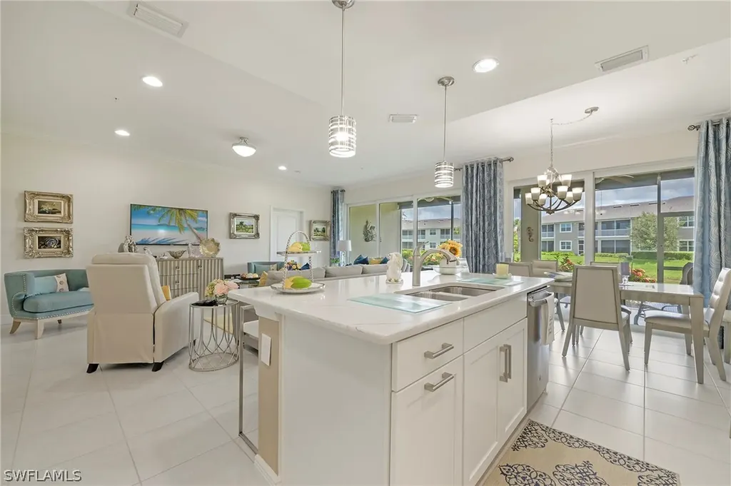 6960 Avalon Circle Naples FL 34112