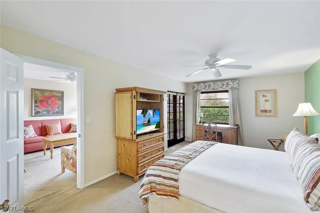 600 Neapolitan Way Naples FL 34103
