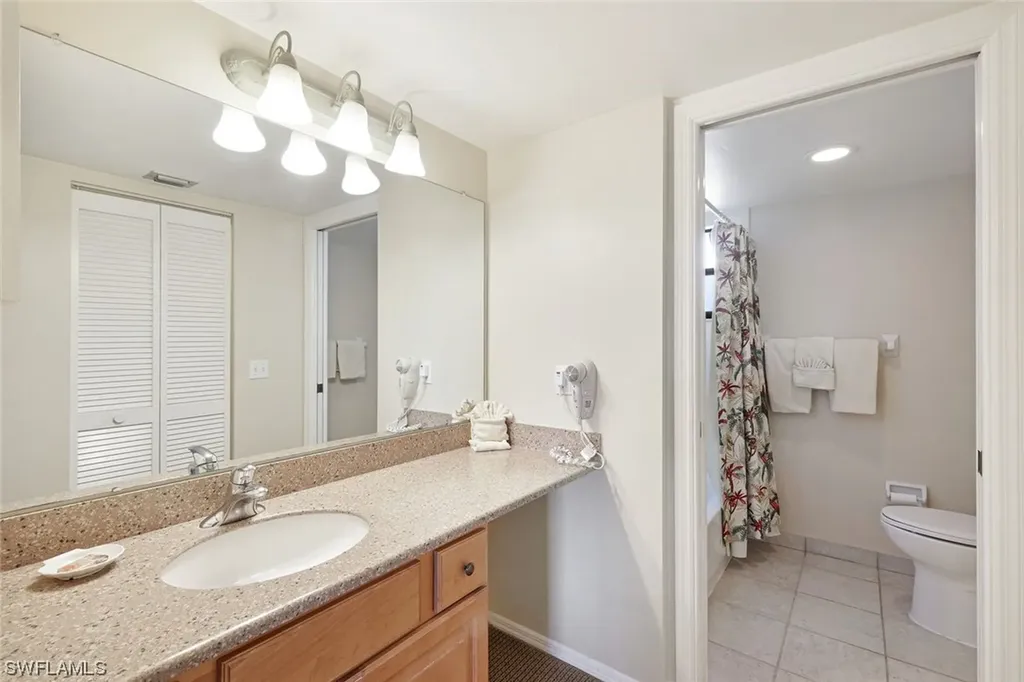 600 Neapolitan Way Naples FL 34103
