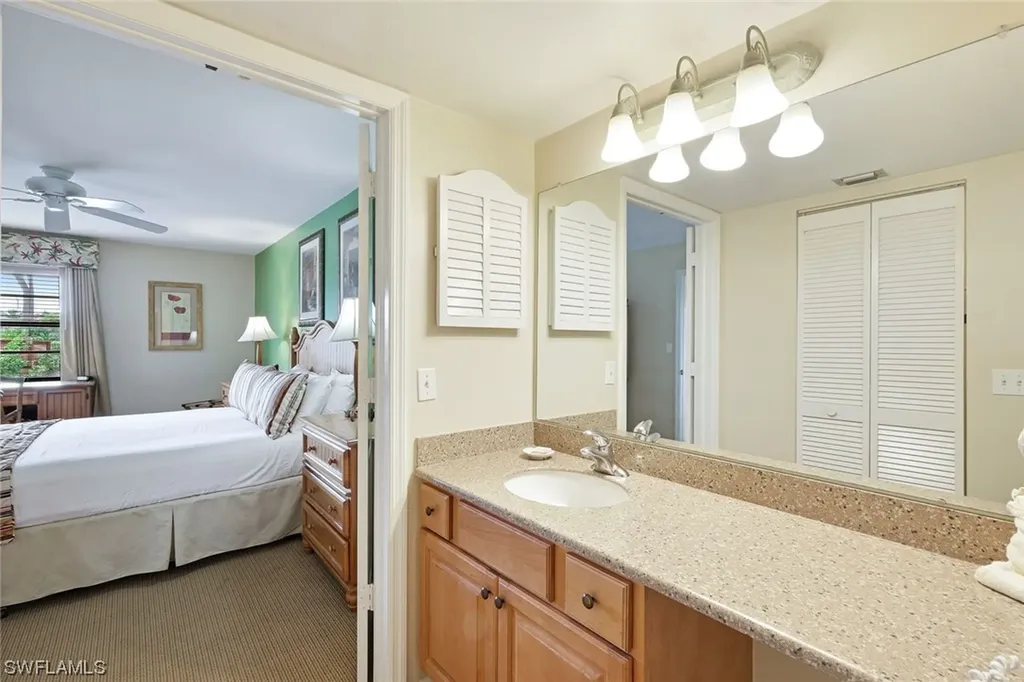 600 Neapolitan Way Naples FL 34103