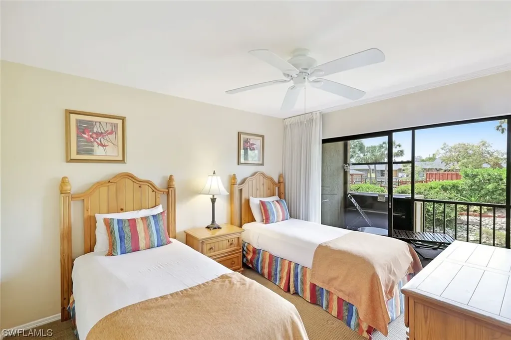600 Neapolitan Way Naples FL 34103