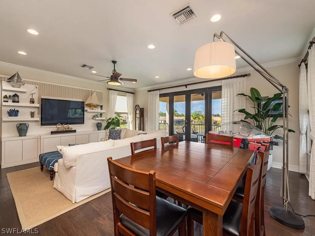 3641 Santaren Court Naples FL 34119