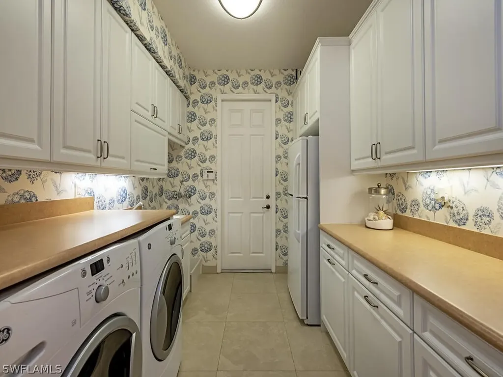 3641 Santaren Court Naples FL 34119