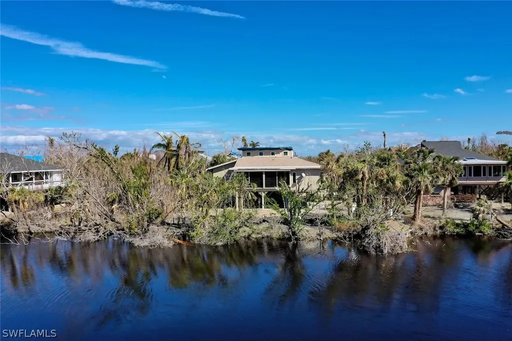 4427 Gulf Pines Drive Sanibel FL 33957