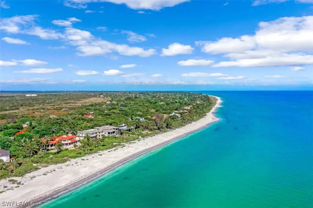 4427 Gulf Pines Drive Sanibel FL 33957