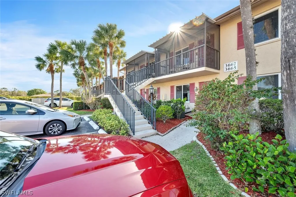3667 Arctic Circle Naples FL 34112