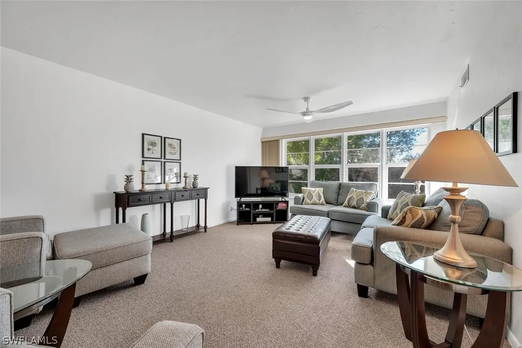 3667 Arctic Circle Naples FL 34112