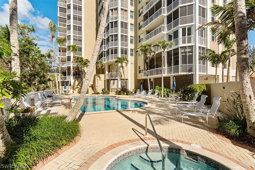 6573 Marissa Loop Naples FL 34108
