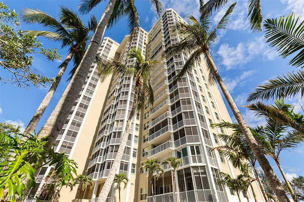 6573 Marissa Loop Naples FL 34108