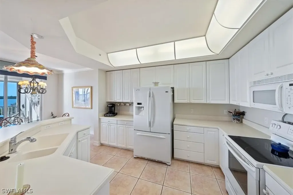 133 Vintage Bay Drive Marco Island FL 34145