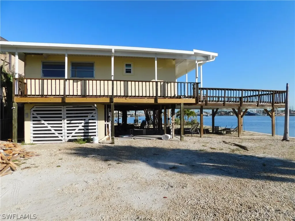 274 Primo Drive Fort Myers Beach FL 33931