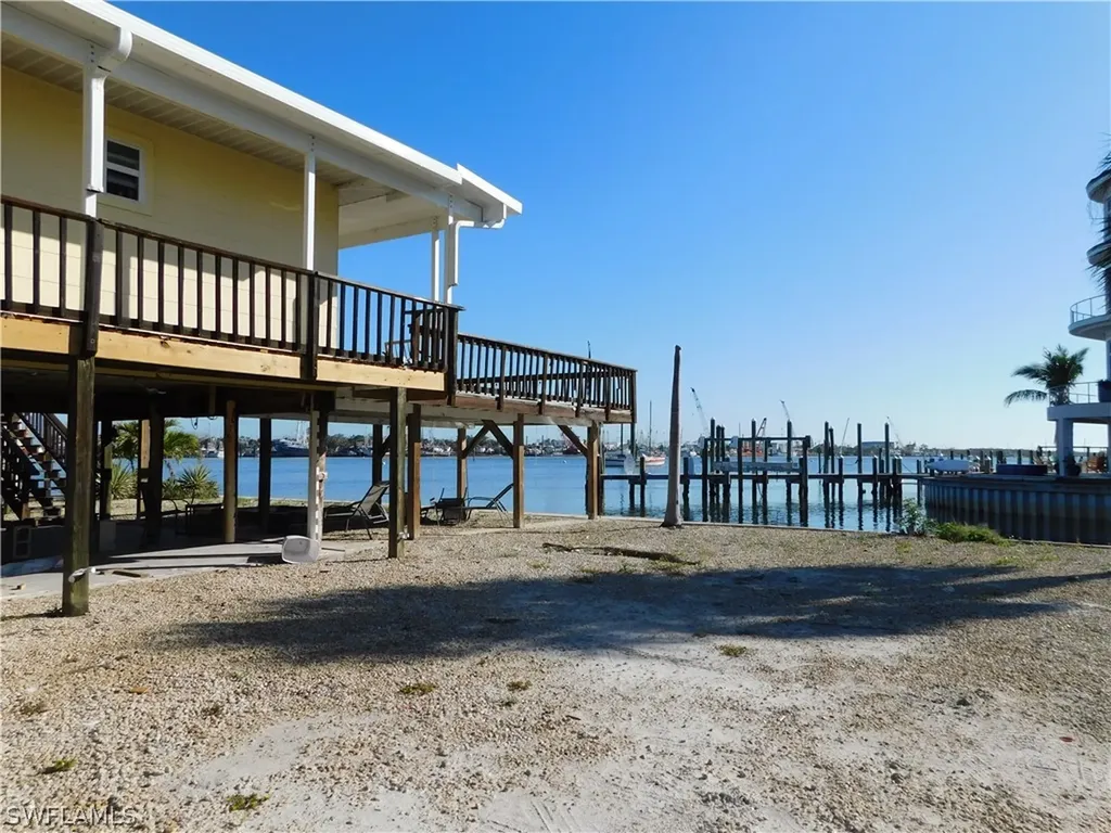 274 Primo Drive Fort Myers Beach FL 33931