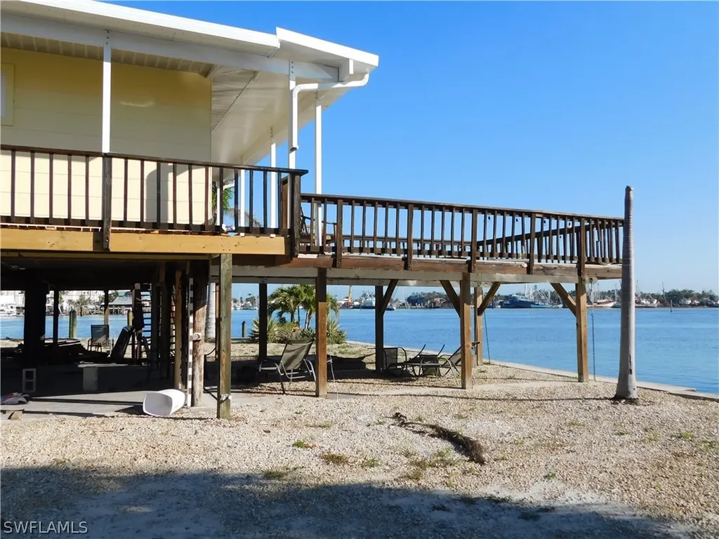 274 Primo Drive Fort Myers Beach FL 33931
