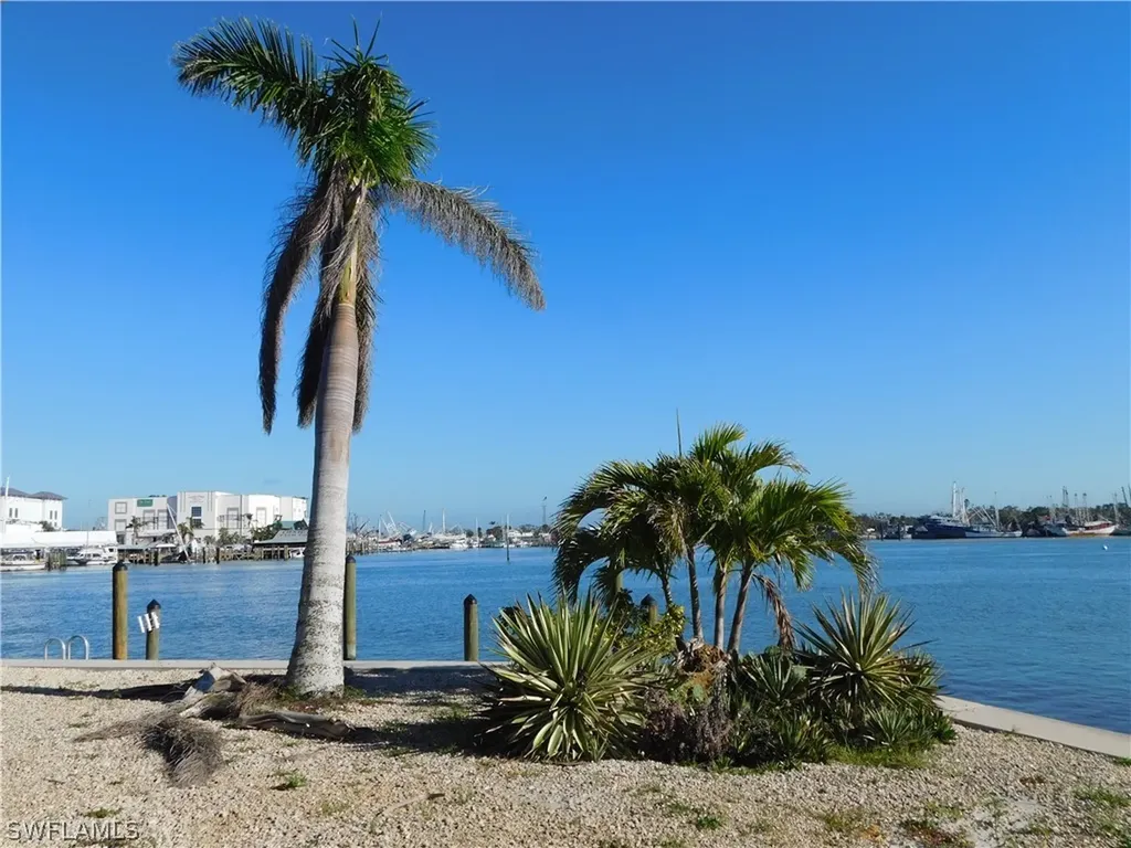 274 Primo Drive Fort Myers Beach FL 33931