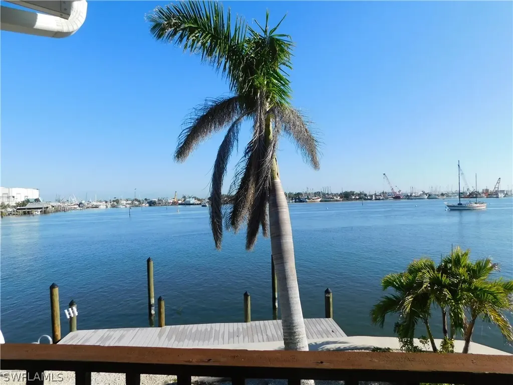 274 Primo Drive Fort Myers Beach FL 33931