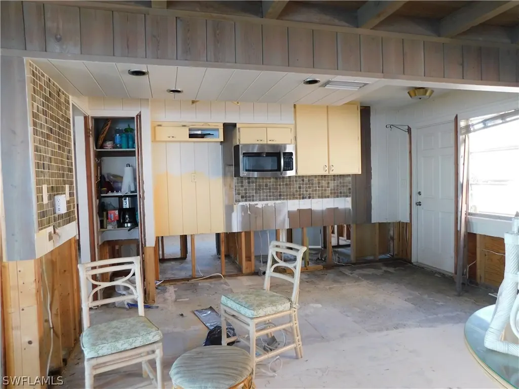 274 Primo Drive Fort Myers Beach FL 33931