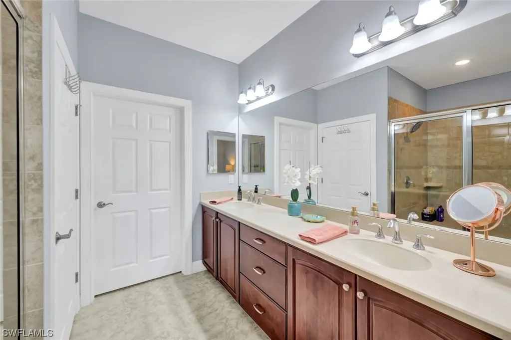 13466 Kent Street Naples FL 34109