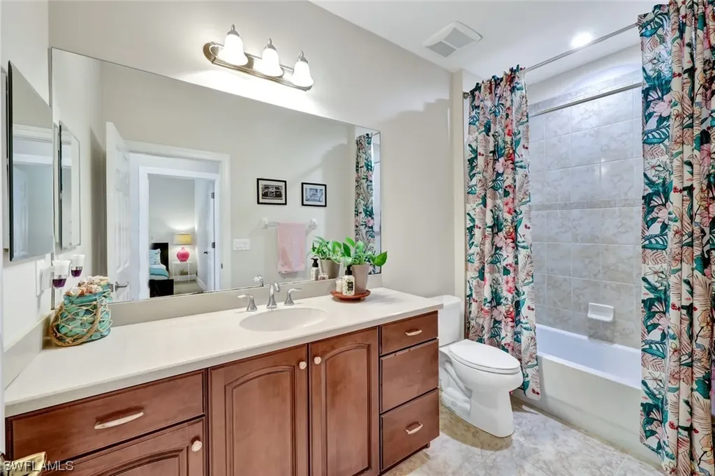 13466 Kent Street Naples FL 34109