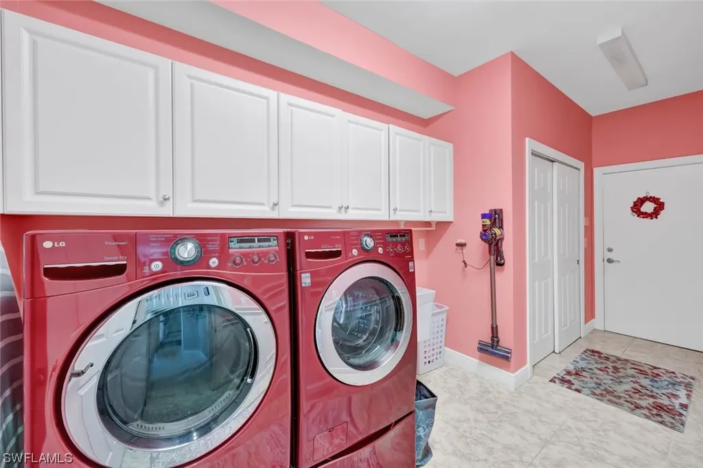 13466 Kent Street Naples FL 34109