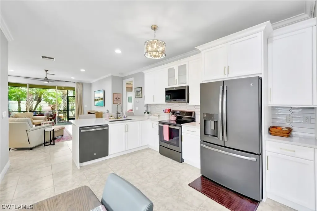 13466 Kent Street Naples FL 34109