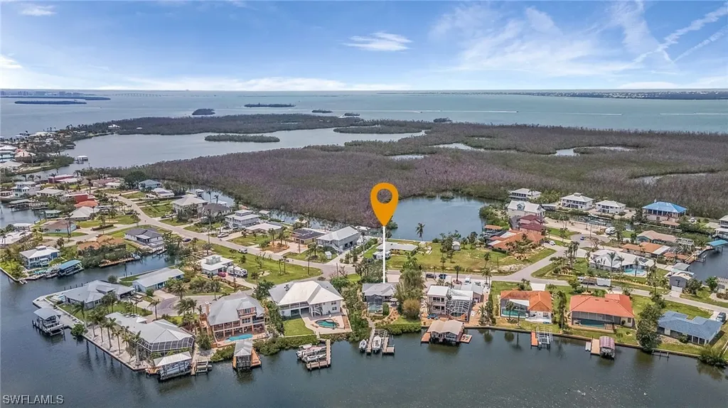 2724 Eighth Avenue St. James City FL 33956