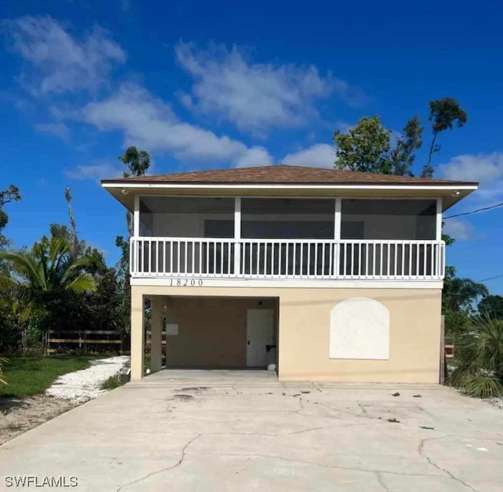 18200 Phlox Drive Fort Myers FL 33967