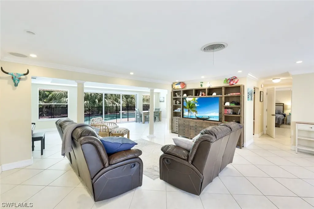 60 9th Street Bonita Springs FL 34134