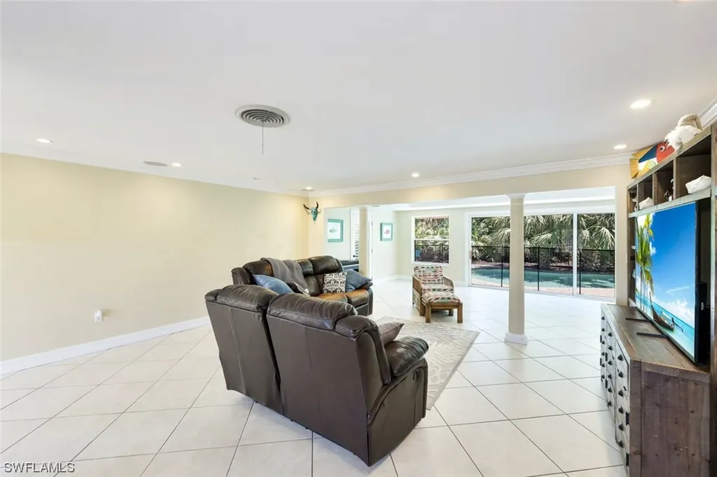 60 9th Street Bonita Springs FL 34134