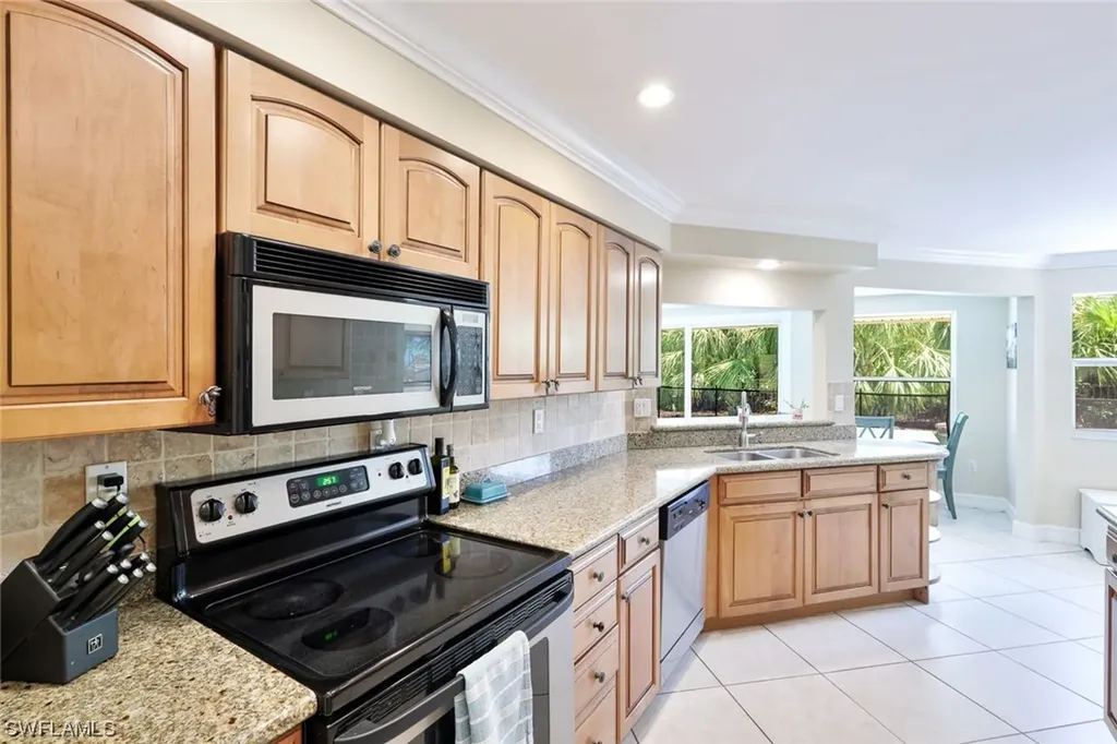 60 9th Street Bonita Springs FL 34134
