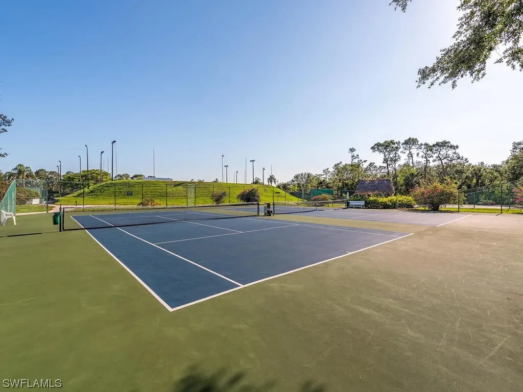 3327 Olympic Drive Naples FL 34105
