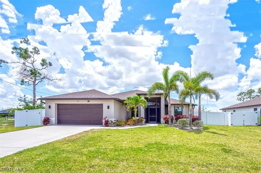 910 SW 12th Terrace Cape Coral FL 33991