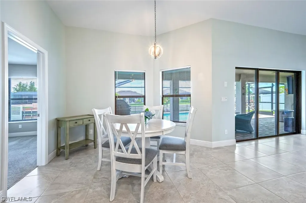 910 SW 12th Terrace Cape Coral FL 33991