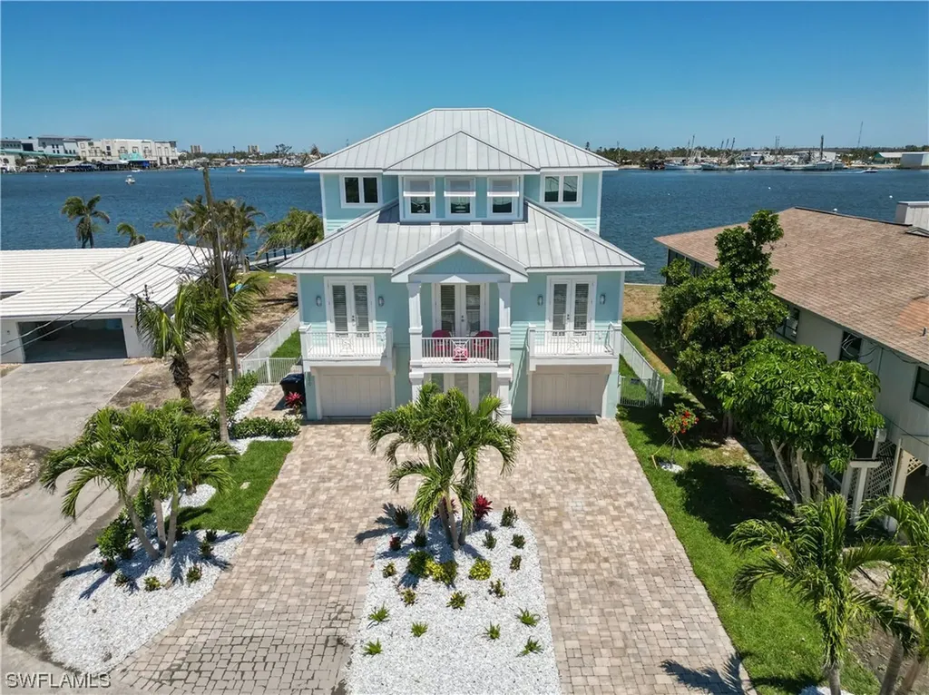 290 Carolina Avenue Fort Myers Beach FL 33931