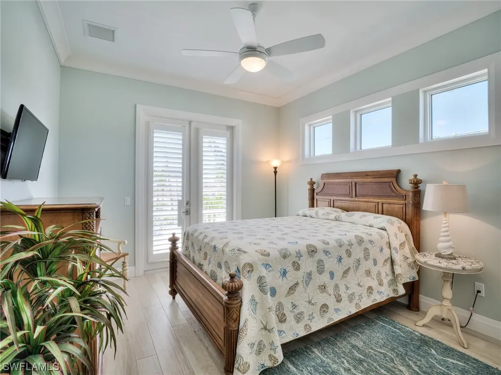 290 Carolina Avenue Fort Myers Beach FL 33931