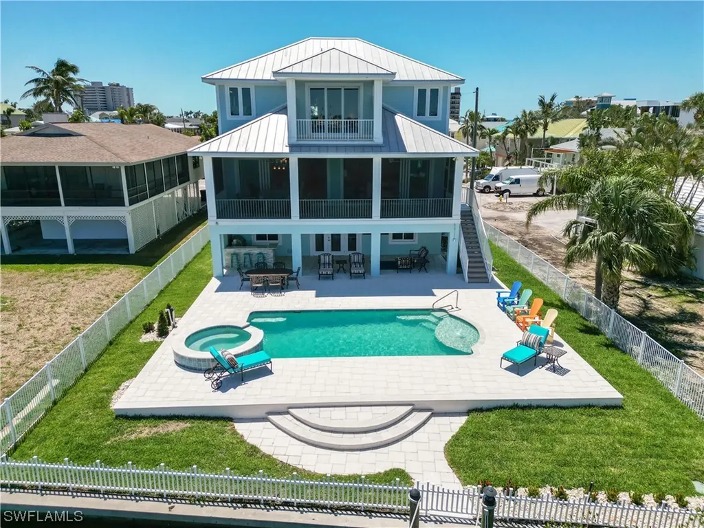 290 Carolina Avenue Fort Myers Beach FL 33931