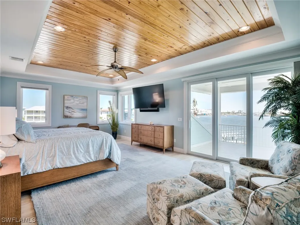290 Carolina Avenue Fort Myers Beach FL 33931