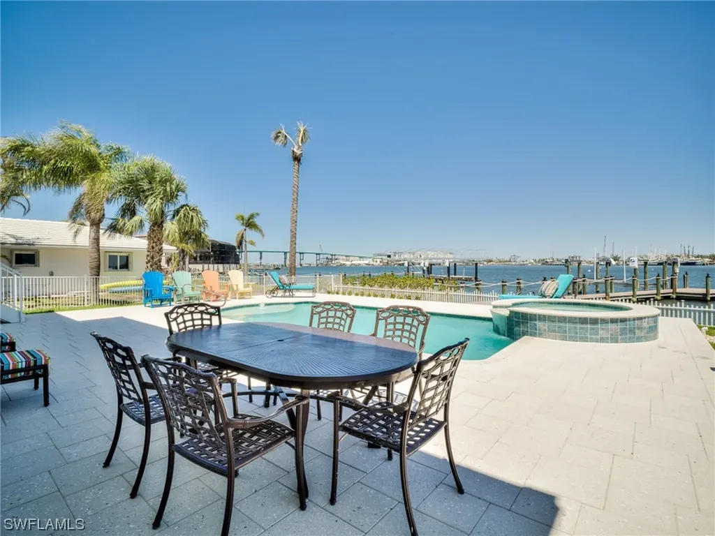 290 Carolina Avenue Fort Myers Beach FL 33931