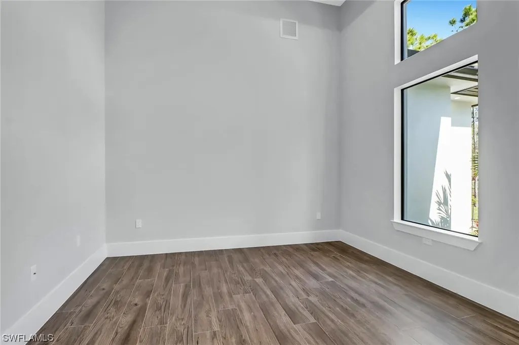 733 15th Street SW Naples FL 34117