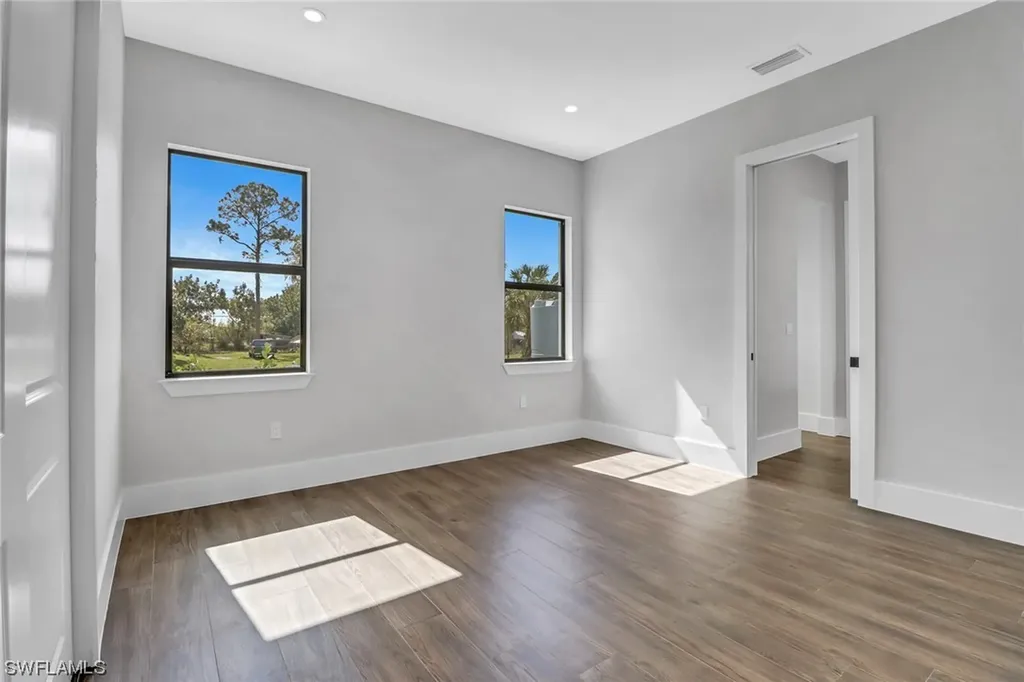 733 15th Street SW Naples FL 34117