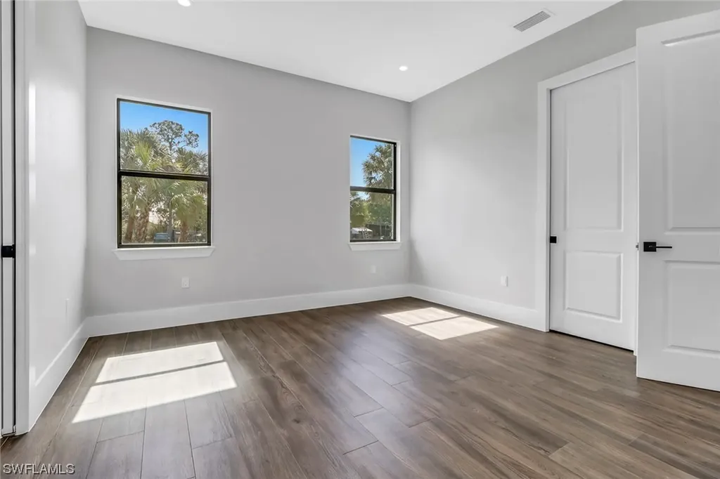 733 15th Street SW Naples FL 34117
