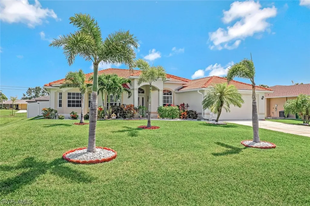 1422 SW 13th Street Cape Coral FL 33991